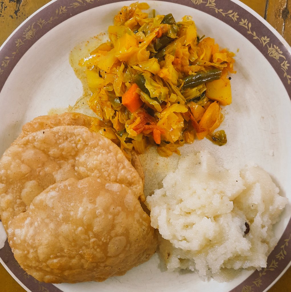 tapojkumar's tweet photo. @SambitB79699961 @FoodieOdia @m_bijaylaxmi @OdiaCuisine @Food_Odisha @FoodFood @sofiafirdous1 @AameOdia @odiakhati @QRbabun @PragyansLife @bjena2 @MPattnayek @ssgapu22 @NDTVFood @foodandwine @NDTVFoodHindi #MaaKitchen #Odisha
#HappyDiwali #दीपावली #HouseoftheDragon #GH22 #HOTDFinale https://t.co/L2lNc1aTlj