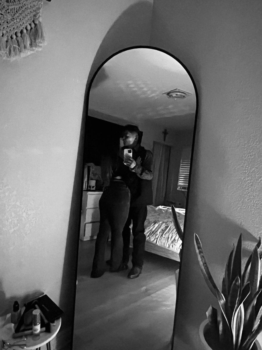 asleyxdur's tweet photo. Growing and glowing with someone who understands your flaws is a true blessing … 🤍 https://t.co/lzDHcfak3U
