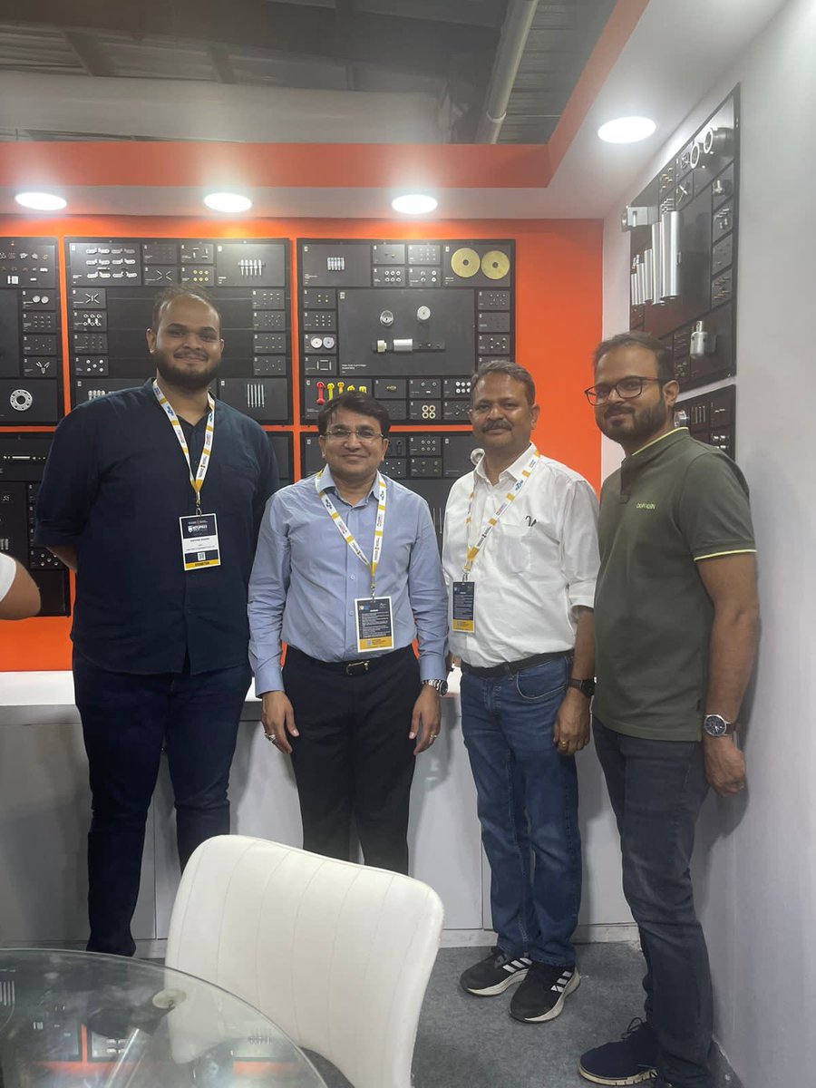 DeepExplo's tweet photo. Some glimpse of day 5 #thefinals #DefExpo2022 https://t.co/qbQQqeV15D