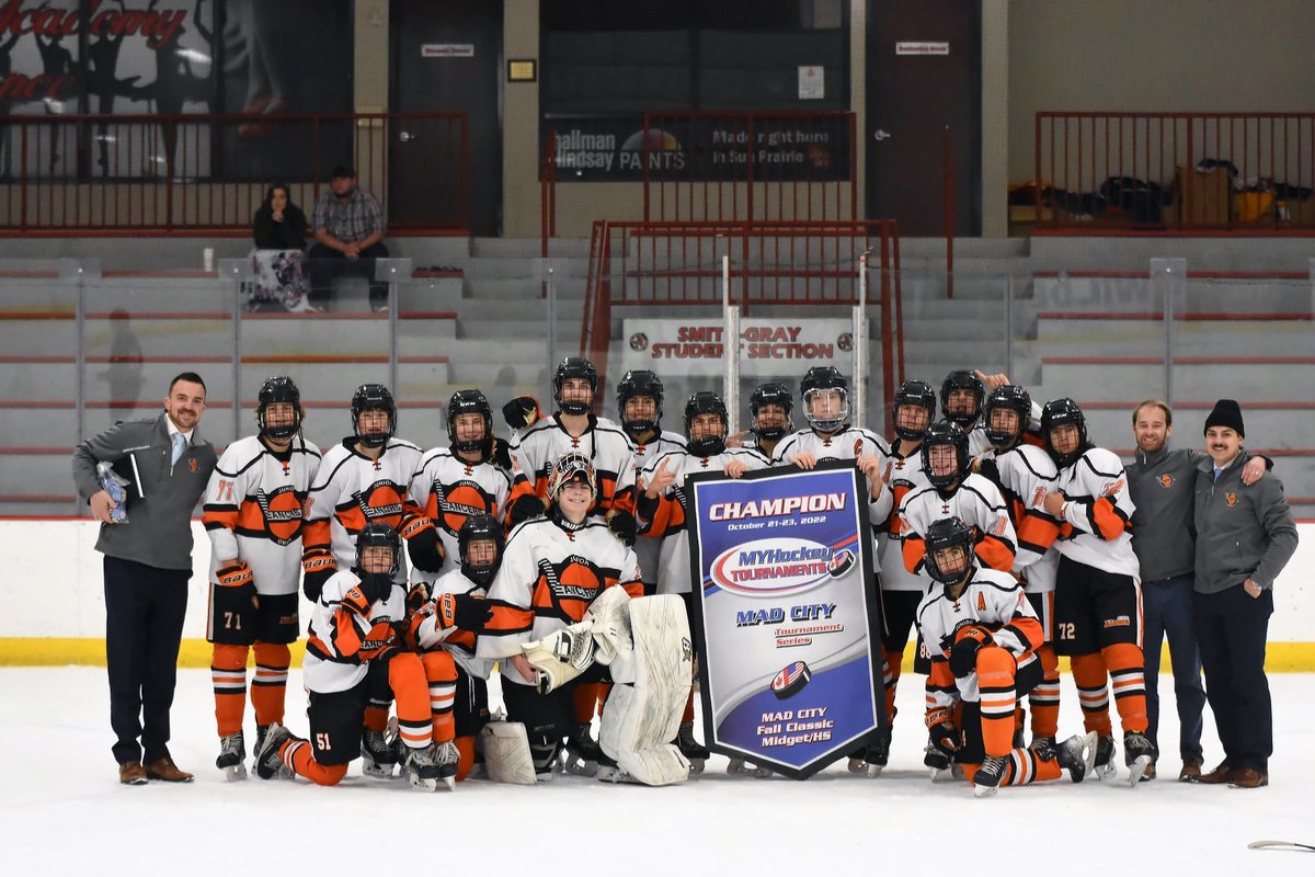 Congratulations to both the Junior Varsity and Varsity teams on winning the Madison WI Fall Classic this past weekend. Next up regular season Friday October 28 at 7 pm and 9 pm vs Fremont Flyers.
#ChampionshipTeams