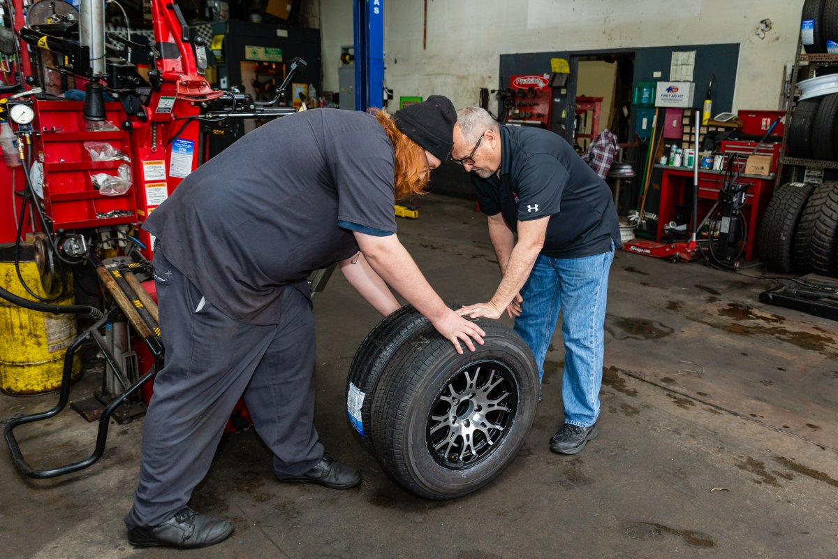 FVTireAuto's tweet photo. Our experienced techs are here to tackle all your vehicle issues. https://t.co/baJxZN8Li9