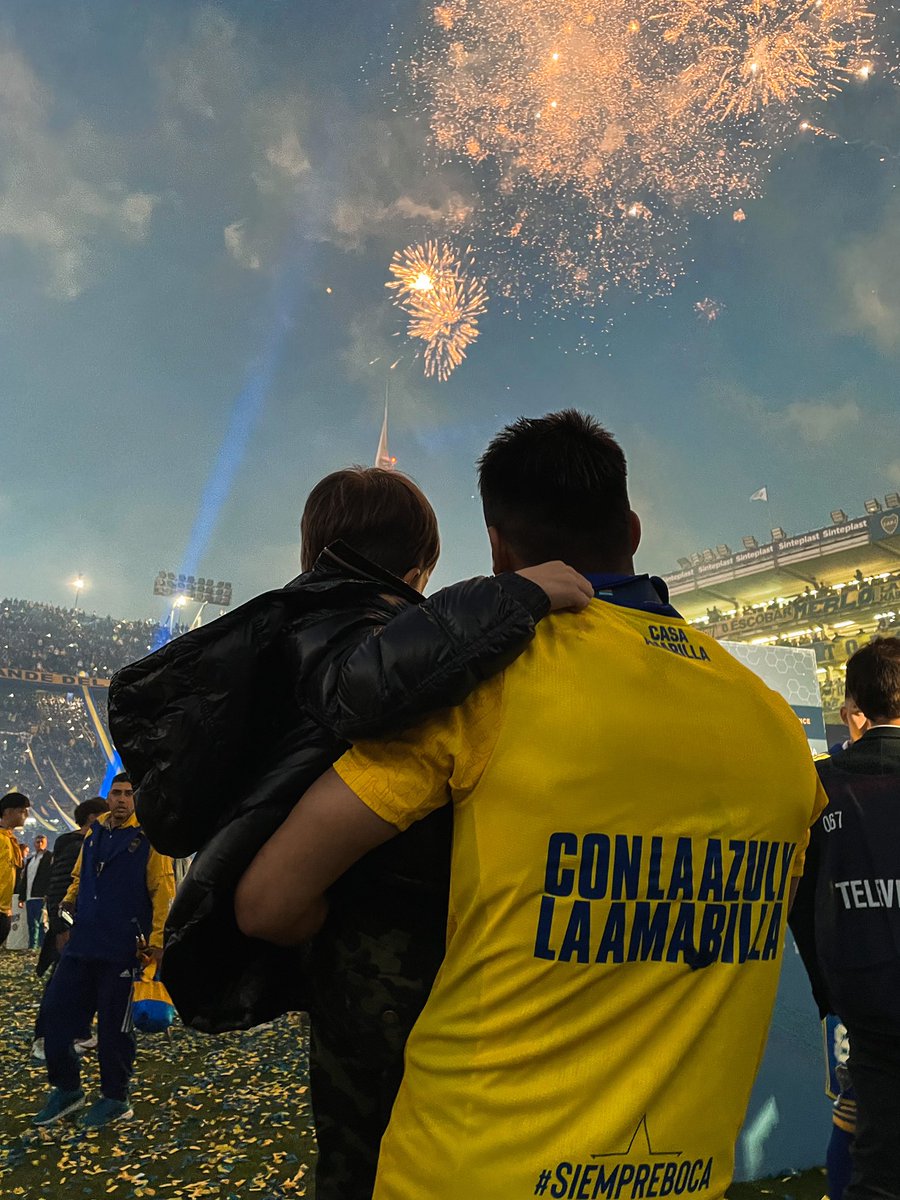 ¡Buenas noches, campeones! 🤩

#Siempre𝗖𝗔𝗠𝗣𝗘𝗢𝗡𝗘𝗦 🏆
#Siempre𝗕𝗢𝗖𝗔 🔵🟡🔵