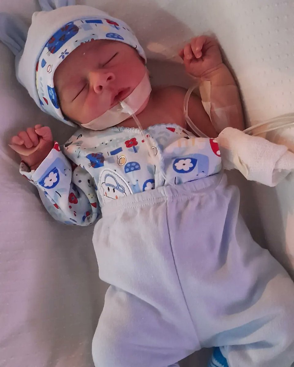 Aldivega2's tweet photo. Bienvenido a la vida rey de mamá 💙
Oliver Gael 20/10👶 https://t.co/4W2p3Pxp2X