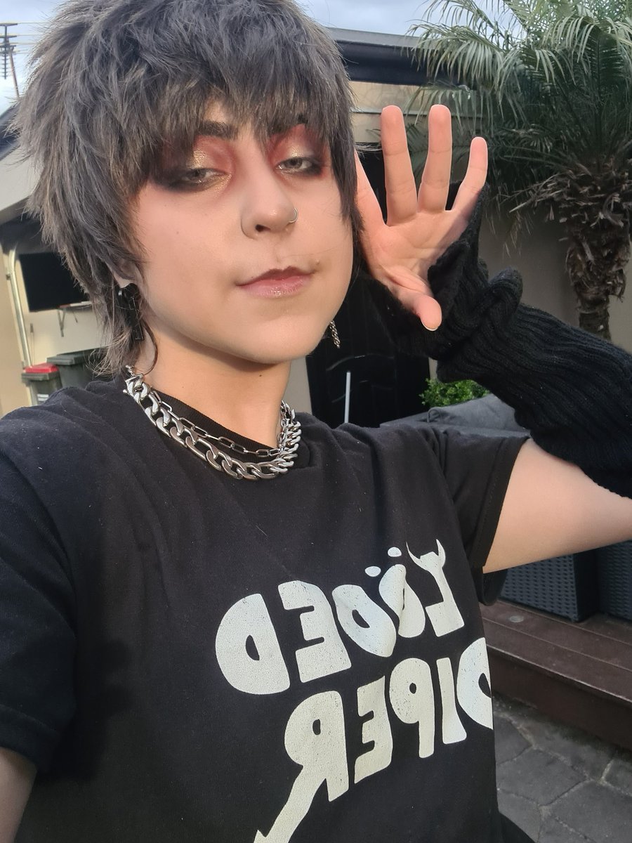 lonkuuu's tweet photo. i thought my rodrick heffley cosplay was kinda cunt and slay tbh
-
#rodrickheffley #rodrickheffleycosplay #rodrick #diaryofawimpykid #lodeddiper https://t.co/kaBEAUcDPa