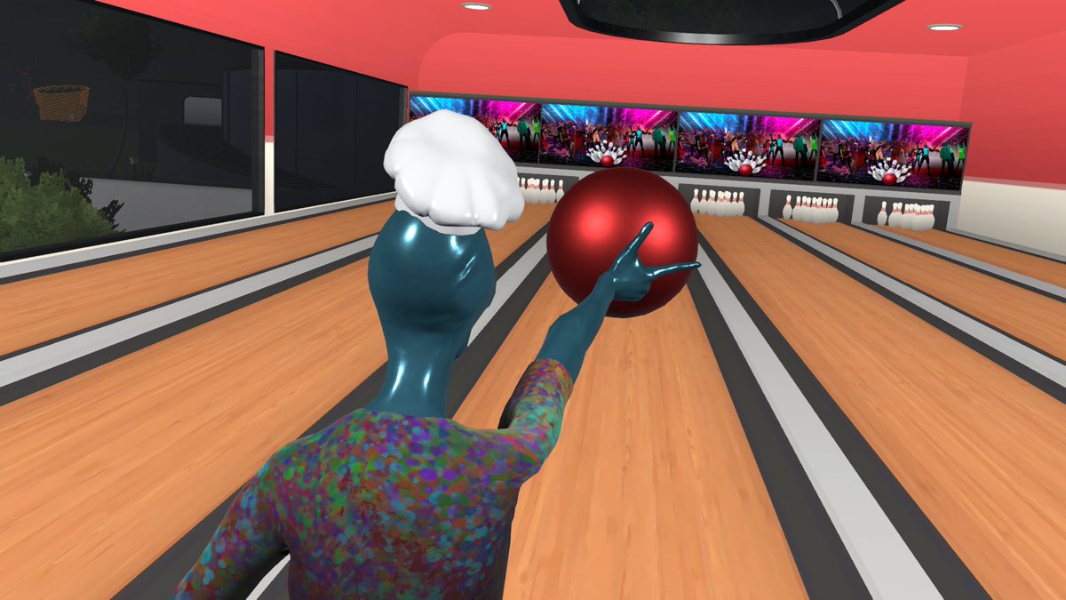 itsGary_eth's tweet photo. theπ½π¨βπ³.eth is out here trying to sling pizza and wings buts no ones bowling. Nothing else to do but take out the aggression on the pins. #vr #metaverse #void #voidarmy #nftavatar #nfttellingastory #virtualbowling #alienchef #virtualchef https://t.co/LDEV38Jiq8