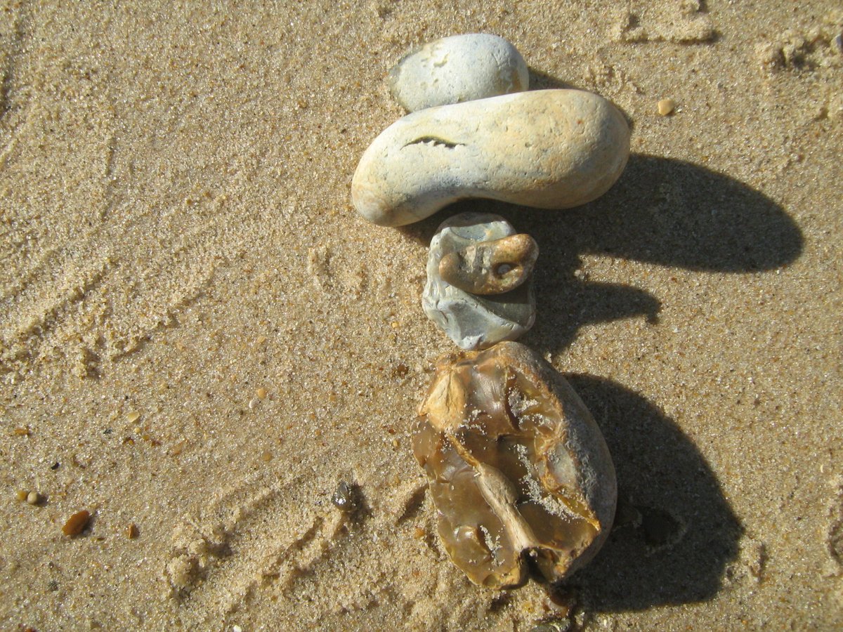 jonnyald's tweet image. down at Felixstowe beach #lostsock #ship #pebbles #groynes #horizons #suffolk  #coast