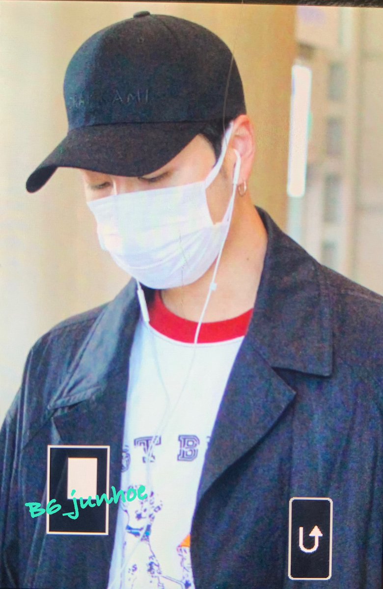 B6_junhoe's tweet photo. 221024 ICN
#아이콘 #iKON #구준회 #JUNHOE https://t.co/HZKMbiLeNg