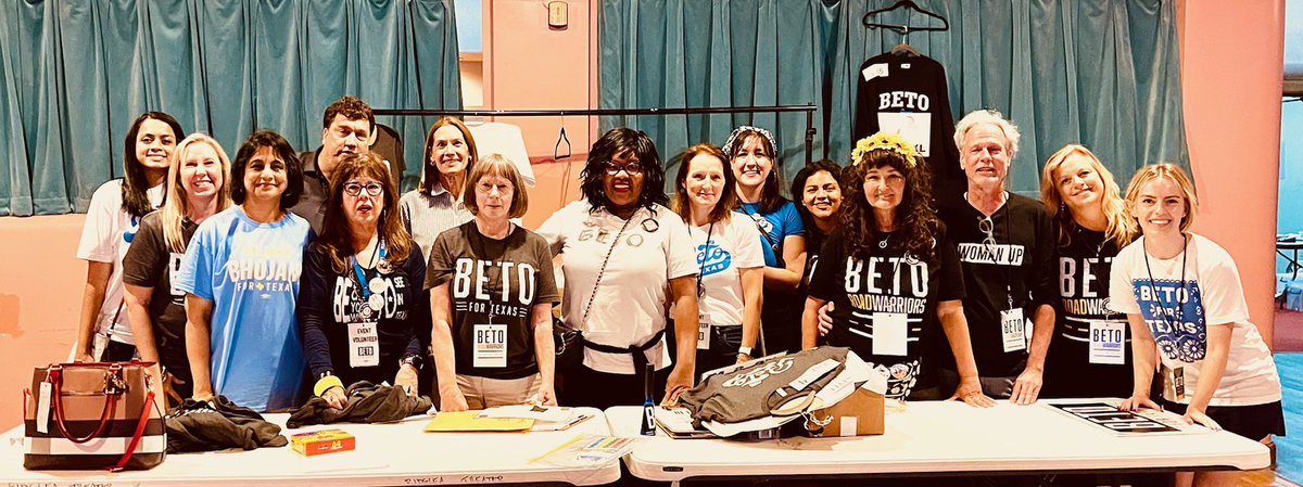 JHockenbrough's tweet photo. After a frenetic night, we're still smiling because #BetoDaysAreComing Vote as soon as you can. There will be an historic turn out in Texas this election. 🗳💙🗳 https://t.co/y5kBIVQ4Ta