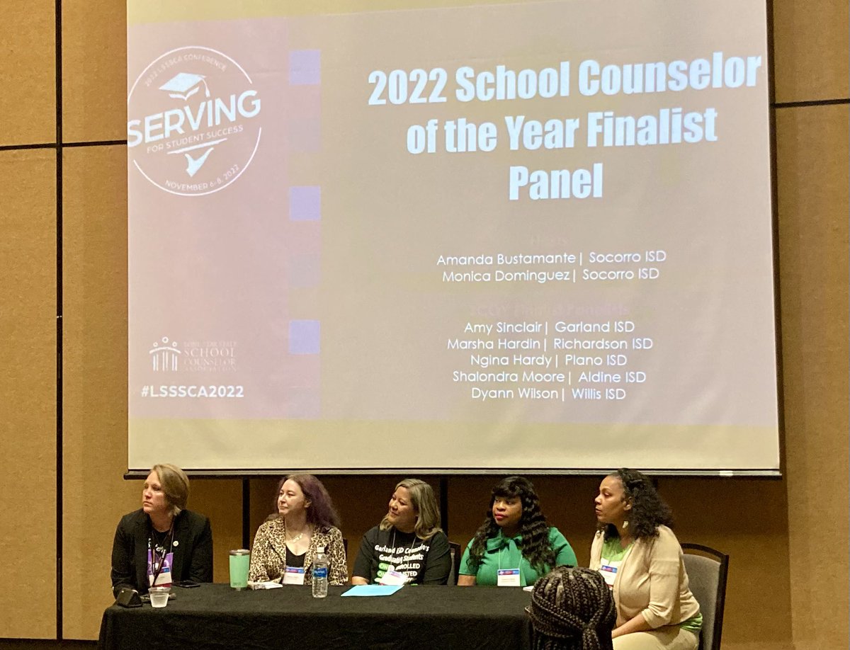 techCAREWilson's tweet photo. This was a lot fun…amazing round table discussions (okay maybe rectangle lol) @diggybmomma09 @AmyLeeSinclair @MooreCounselor @MDominguez_SISD and Marsha! #LSSSCA22 @LSSSCA1 #SCOYFinalists #SCOY https://t.co/bZBjNijjct