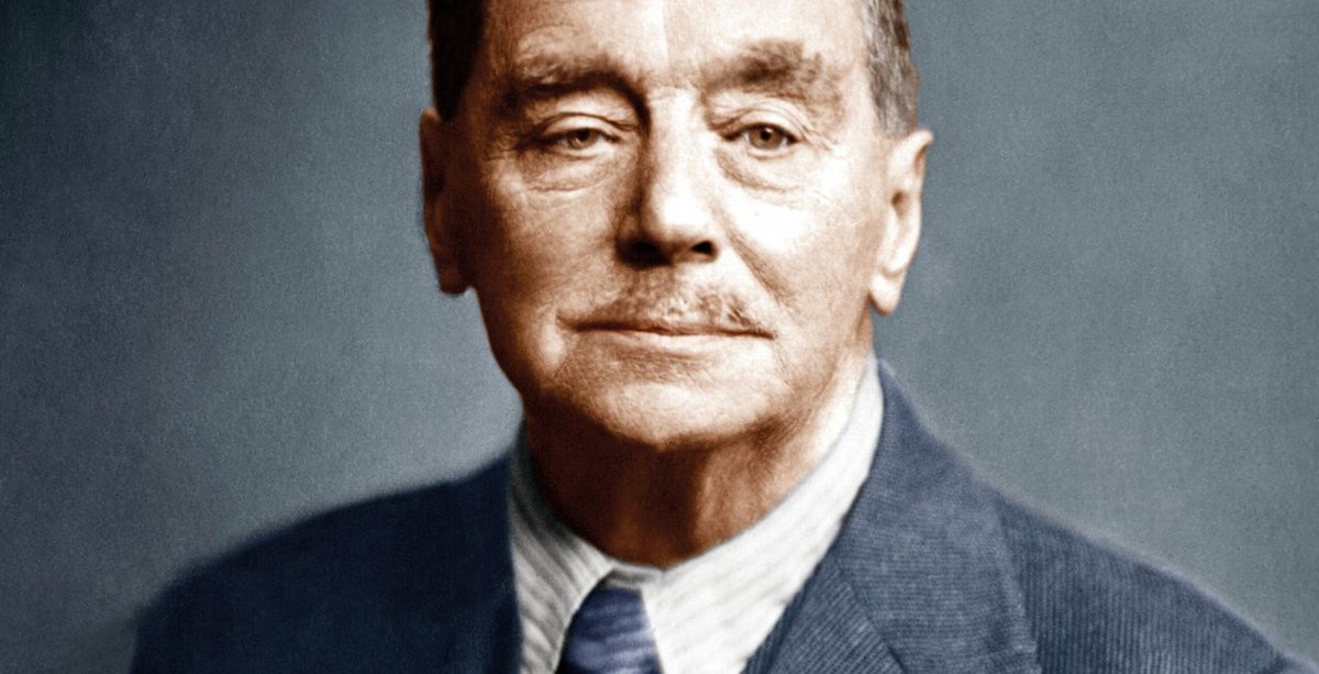 digitalbookio's tweet photo. There have been many greats in the world of literature and in this blog, we look at an Englishman who was once given the title of “the Father of Science Fiction”. #hgwells #theinvisibleman #timemachine #waroftheworlds #digitalbook #freeaudiobooks

https://t.co/Anvkaih6g2 https://t.co/Nfgz3QWScK
