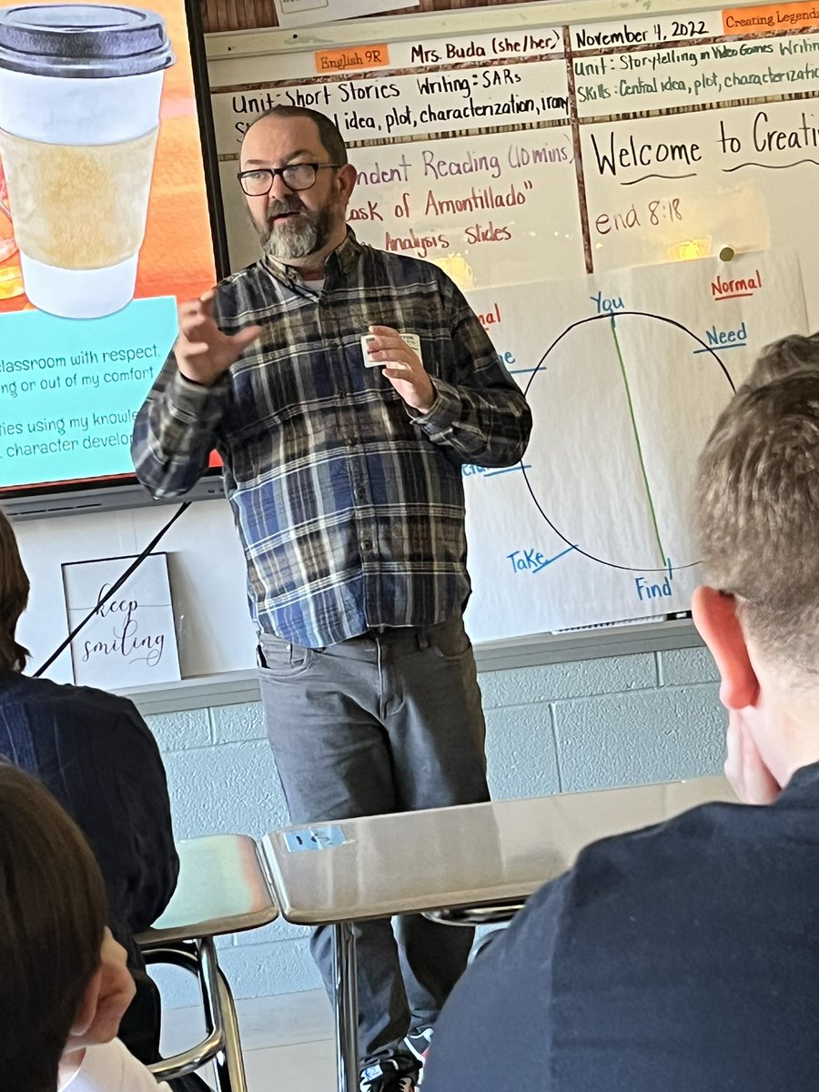 Lindsay Cesari tweet media