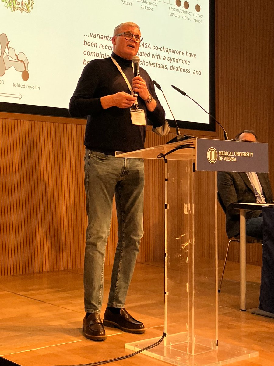 Session 4 - Lukas Huber (@imed_tweets) gave a great and well received talk on congenital enteropathies.