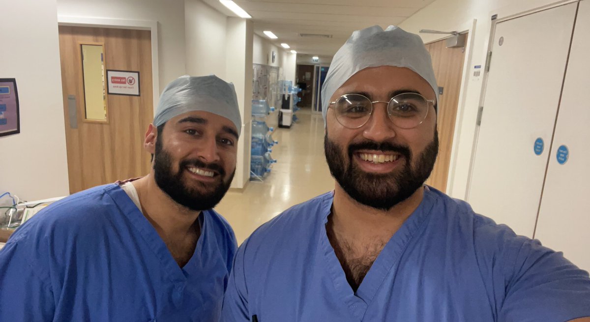 fadialzubaidi's tweet photo. Exciting times as @_umarshafiq_ joins the @RoyalPapworth SHO team for the week #tasterweek https://t.co/KKE8Q1vVg9