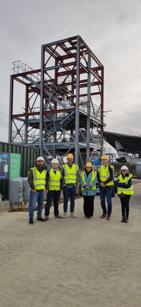 shervan_ccs's tweet photo. Day 2! We visited the @hyper_h2 project! A state-of-the-art 1.5 MWth #hydrogen production pilot plant with #CCS in the journey of #netzero2050.
I am grateful to @UKCCSRC and @PTClough for giving us this #opportunity under #UKCCSRC #Collaboration Fund (Call 4).
#research https://t.co/J8Ji8Mhdr0