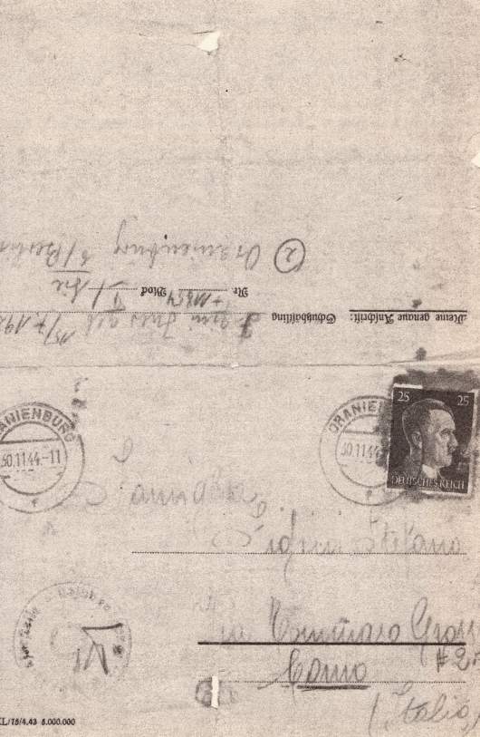 "Tanto tu torni sempre”, diceva mamma ogni volta che sparivo da casa per andare a giocare o a leggere.
Aveva ragione. Ero piccola allora.
Oggi ho 23 anni e quella frase è l’unica cosa che mi tiene in vita.
Che ci faccio nel campo di concentramento di Ravensbrück?
Una lunga storia