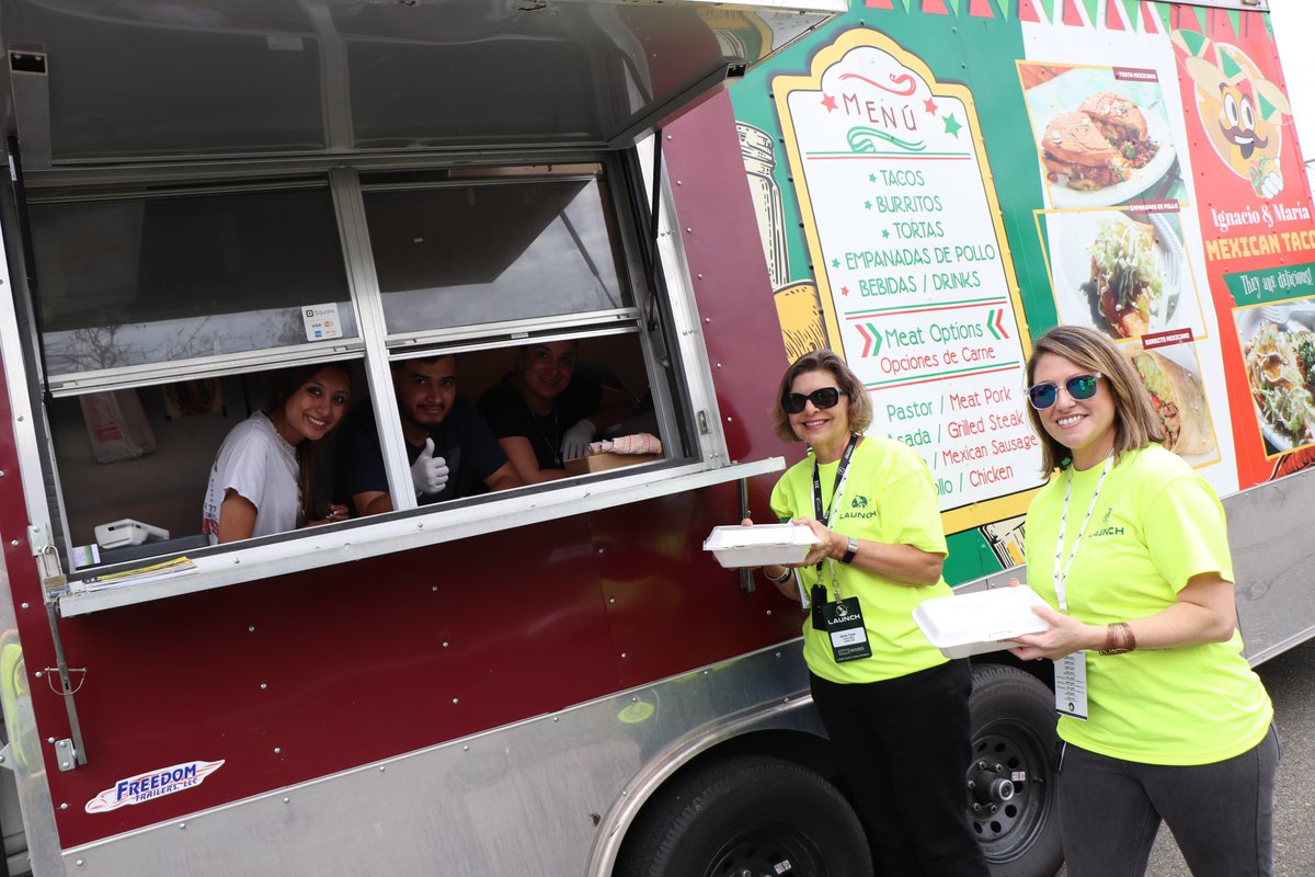 LaunchLcps's tweet photo. What's better than food trucks? 

(nothing)

#LouisaLAUNCH22 https://t.co/UfL7GxgyZg