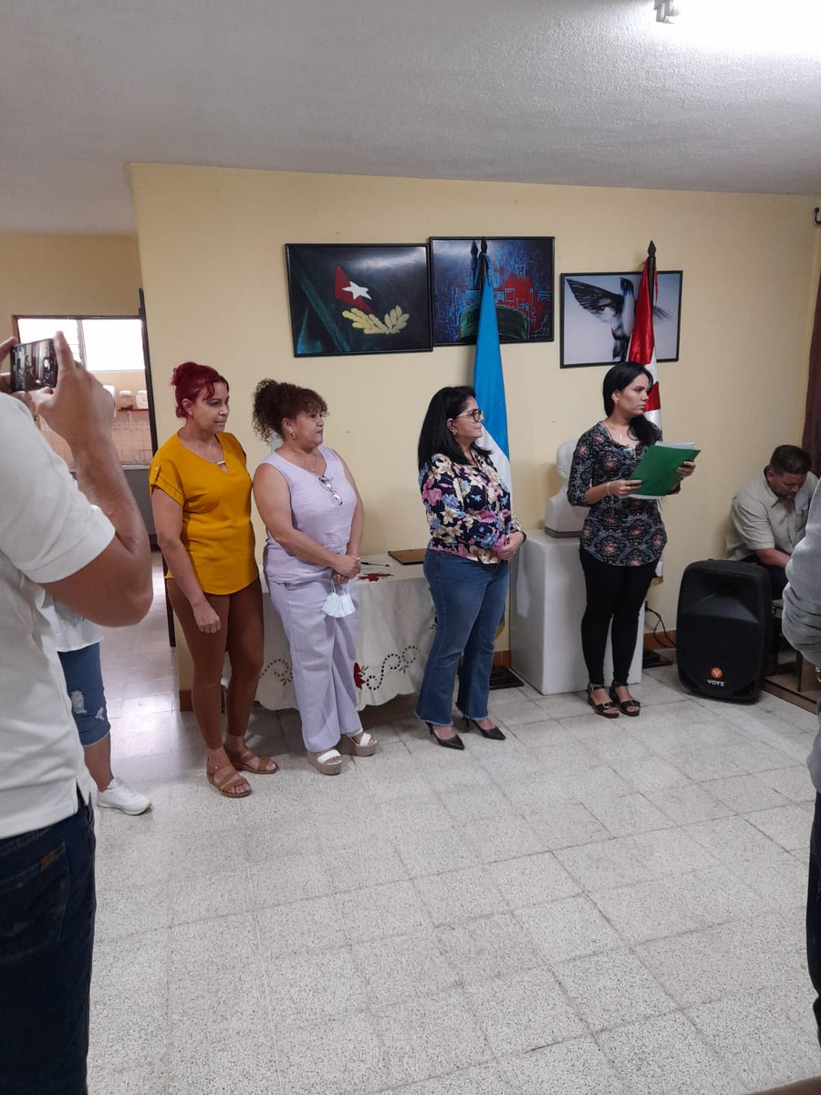 Despedimos hoy con el éxito del deber cumplido al Dr.Jorge Luis García Mesa, Colaborador de la #BMCEnGuatemala,durante tres años aportó salud y bienestar a esta tierra #CubaPorLaSalud #CubaCoopera #CubaPorLaVida 
<a href="/MarihetaR/">Mariheta Cutiño Rodriguez</a> 
<a href="/BMC_GUATEMALA/">Coordinación nacional BMC en GUATEMALA</a> <a href="/FalconHery/">Herbert</a>