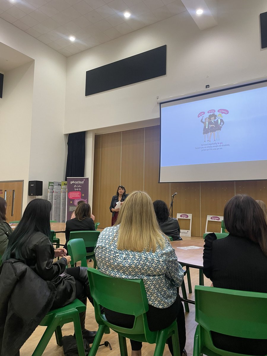 Great day volunteering with @girlsoutloudorg at their role model relay event today! Talking about our experience at Enterprise, women in leadership &amp; how we got to where we are! Heard from some really inspiring women🙌 <a href="/lucydaniels1998/">Lucy Daniels</a> <a href="/JoeGoodwin1/">Joe Goodwin</a> <a href="/gpincheshire/">Gary Palmer</a> <a href="/clairegrimes111/">Claire Graham</a>