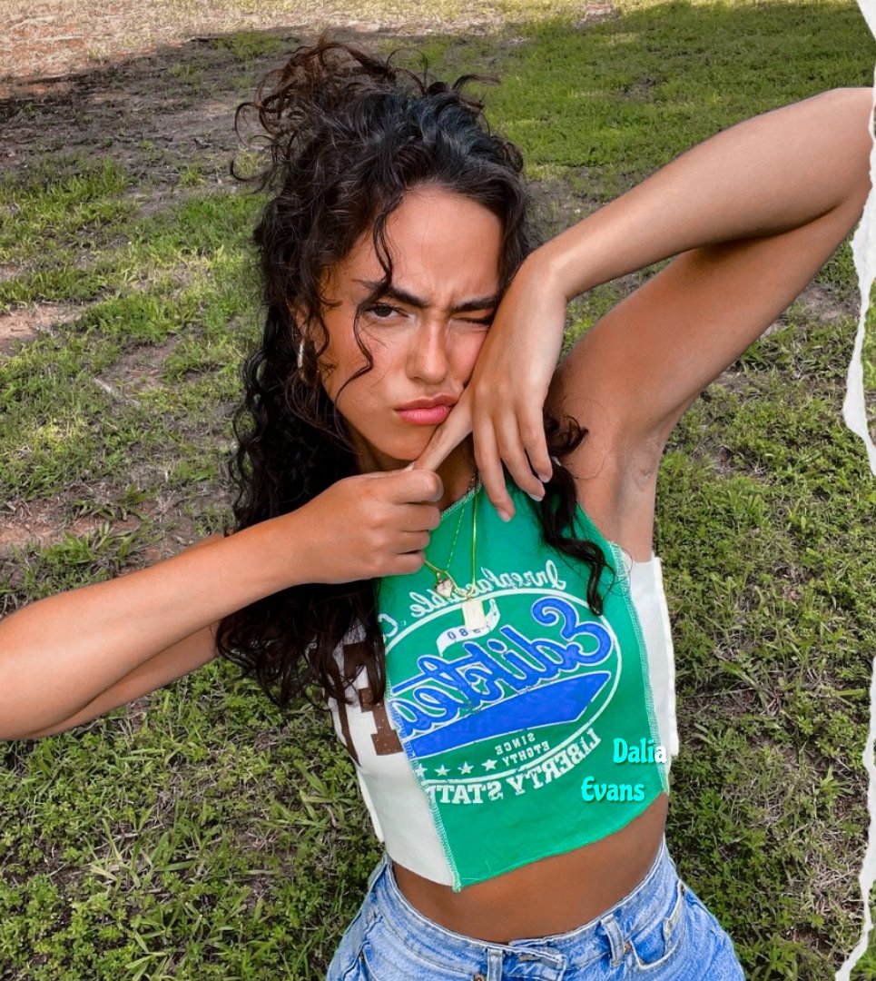 prepdalia's tweet image. - Even the fires on the road
Trying to get away
And all of the stars seem on a roll
Out of control today ...