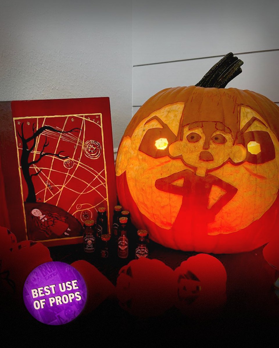 ParaNorman's tweet photo. Most Creative: hauntedmansionghost
Best Use of Props: that_sharpened_pencil_ https://t.co/4VjMg633AU