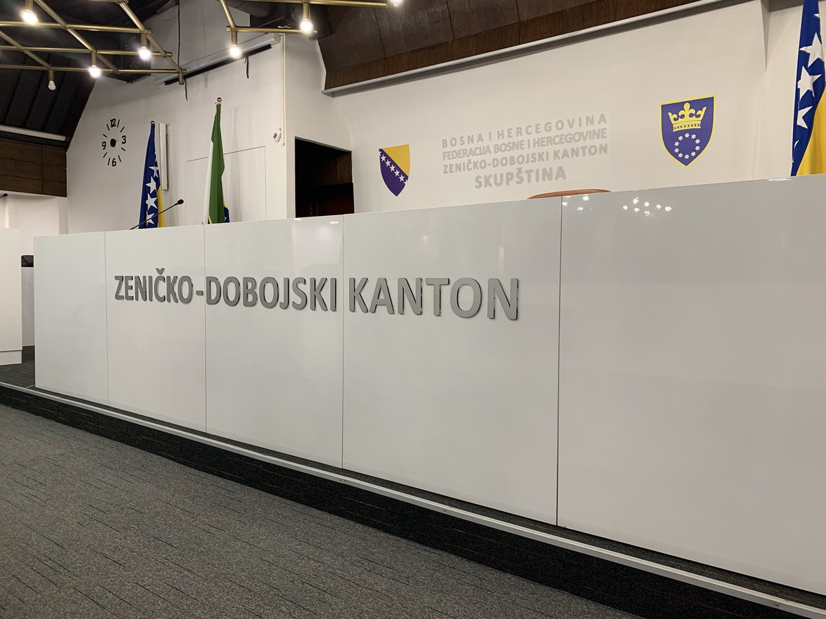 slavisaStar's tweet photo. Dogovorena vecina u Zenicko-dobojskom kantonu bez SDA i HDZ-a. DF prisao NES-u i BHI- Fuad Kasumovic. Uskoro i press konferencija https://t.co/uYWGqXiUpj