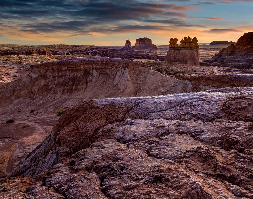 #goblinvalley #goblinvalleystatepark #mothernature #naturelovers #DaveKochPhoto #instanature #naturephotography #utahphotographer #utahspots #utahunique #traveldestination #traveltheglobe #utahbeauty #instagramaz #ig_divineshots #utahblogger #utahisbeautiful #utahroadtrip