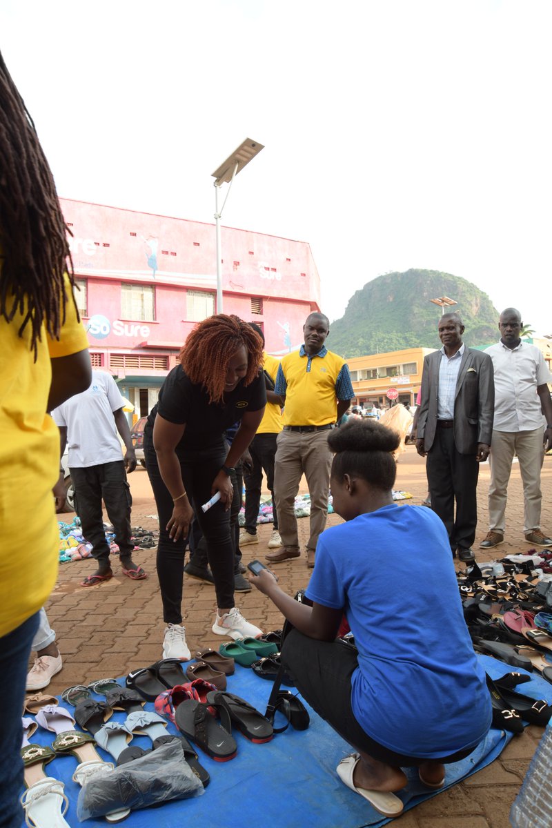 mtnug's tweet image. Bugiri✅
Busia✅
Malaba✅
Tororo✅
Mbale and Soroti⏭️
#MeetMTNUgCEO #GoodTogether