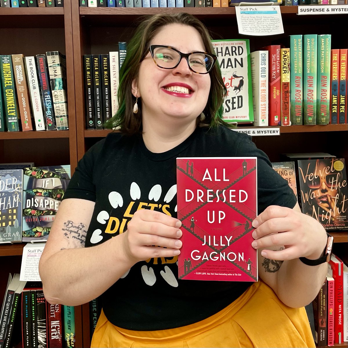 Join Lucy &amp; the #MysteryBookClub on 11/16 to discuss ALL DRESSED UP (<a href="/randomhouse/">Random House Group</a>) by <a href="/jillygagnon/">Jilly Gagnon</a> - a campy &amp; twisty tale about a weekend getaway at a remote murder mystery hotel that goes awry when one of the staff goes missing... Learn more here: copperfishbooks.com/event/mystery-…