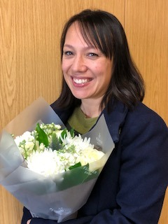 OrchardManorSch's tweet photo. Beautiful flowers for a beautiful person! Tia, one our fabulous Family Liaison Team was presented with the Friday Flowers. She works really hard championing our parents, is a fantastic member of our team and is generally lovely to be around. #LuckyToHaveHer #BestWorkColleagues https://t.co/ZjWYiyJm3P