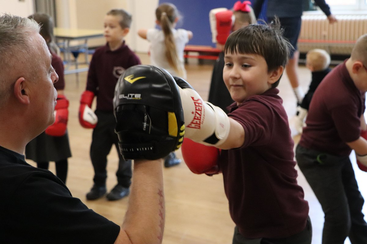 Year 2 had lots of fun working on combinations and footwork in their session with All Stars Boxing on Friday. The session aims to help keep children fit and provide positive experiences of boxing for all.🥊