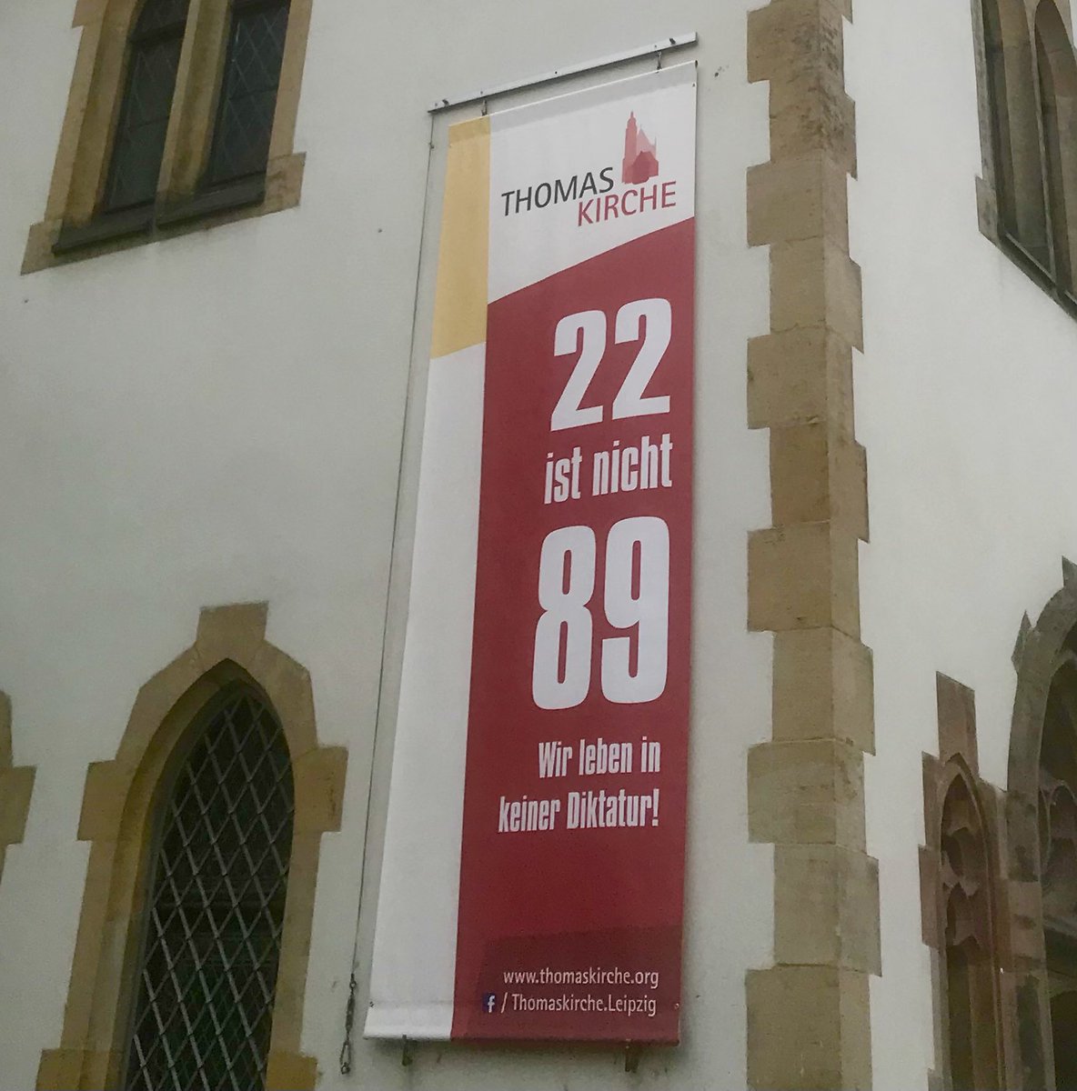 ChristianFuchs_'s tweet photo. Selten so d'accord mit den Kirchen gewesen. #le0711 #Leipzig https://t.co/MdqrT8uEJG