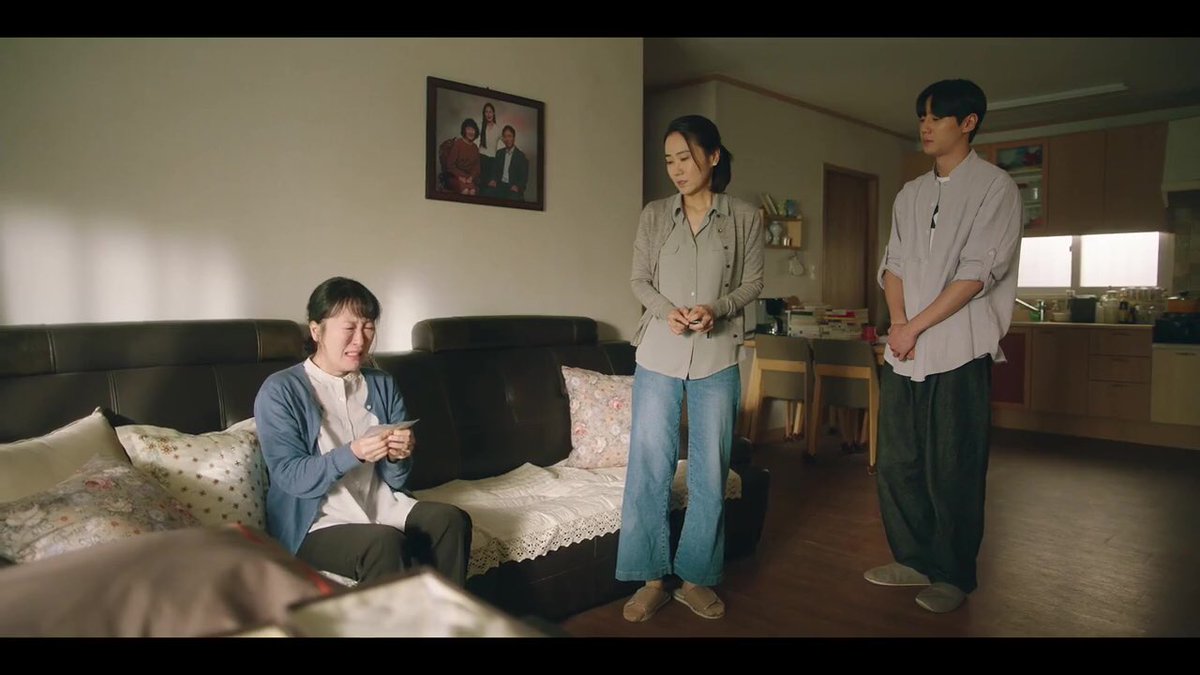 IAMDRAMATIC3's tweet photo. I can’t
I can’t
Seriously no one can watch this drama without 😭😭😭😭
Every episode will make you cry
(The starting of the drama is a bit confusing but later on, you can’t stop😭)
#MayIHelpYou #kdrama #iamdramatic https://t.co/IuL8onzuwi