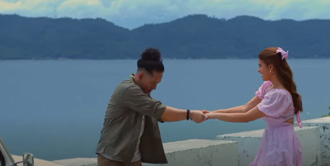 jkvlgh's tweet photo. I can really vibe on the song. plus the location and freshness are really seen 🥹🍃

watch here: https://t.co/lzTi0rEaxB

Congrats @anjisalvacion, @jordz_andrews and to the whole team @StarPopPH!

#AnjiSalvacion https://t.co/xl6JsD3pyE