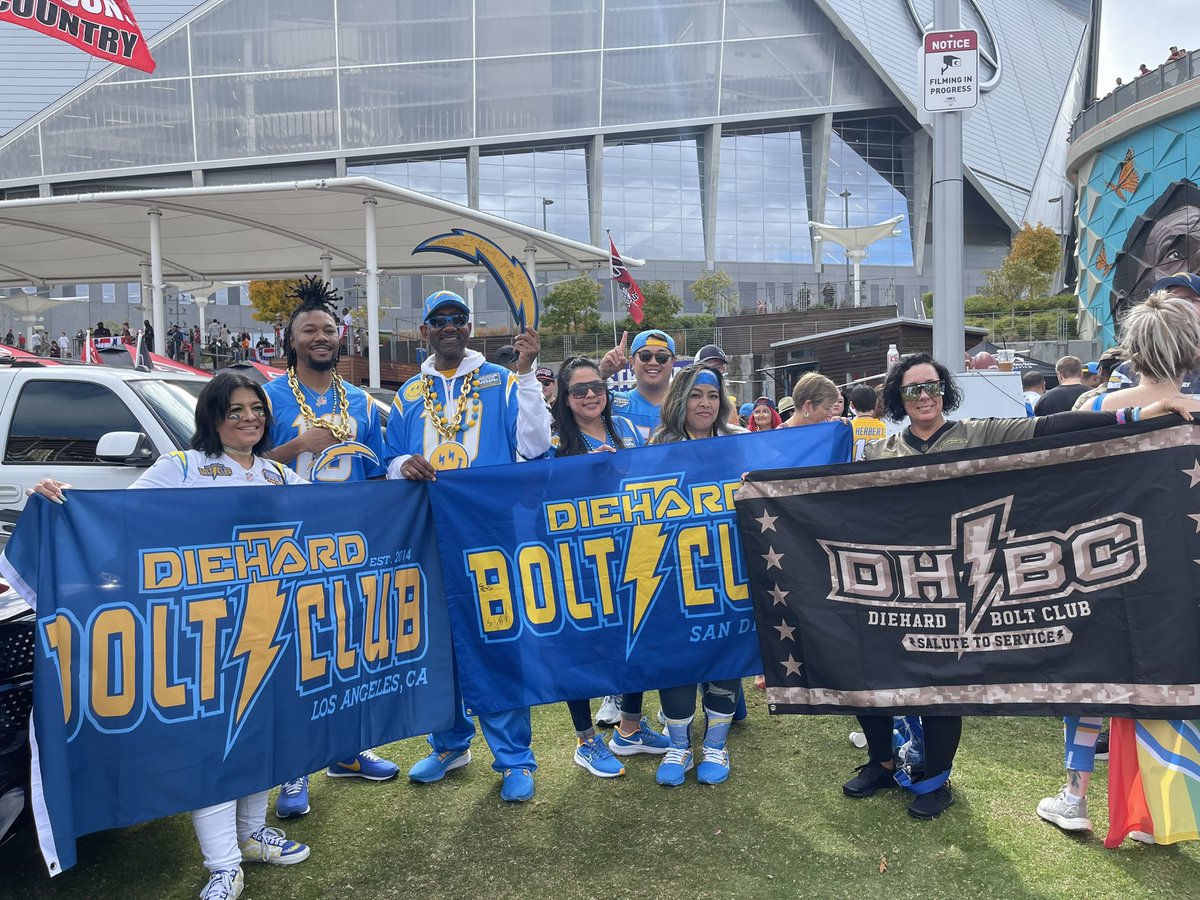 ⚡️🐐 tweet media