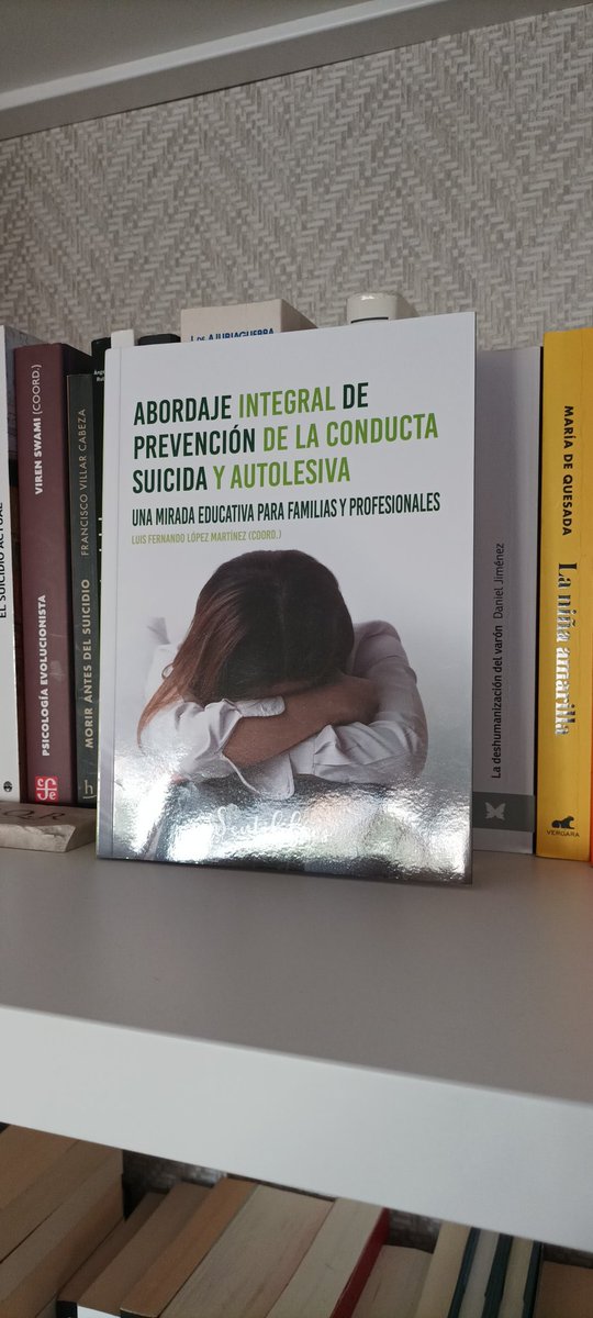 UPII_Ciceron's tweet photo. Si estáis interesados en la prevención del #suicidio, os recomiendo este ejemplar. Colaboro con la escritura de un capítulo dedicado a la atención del adolescente/joven en riesgo suicida por parte de nuestra red sanitaria del sistema de salud pública https://t.co/WDRmYHnLsq