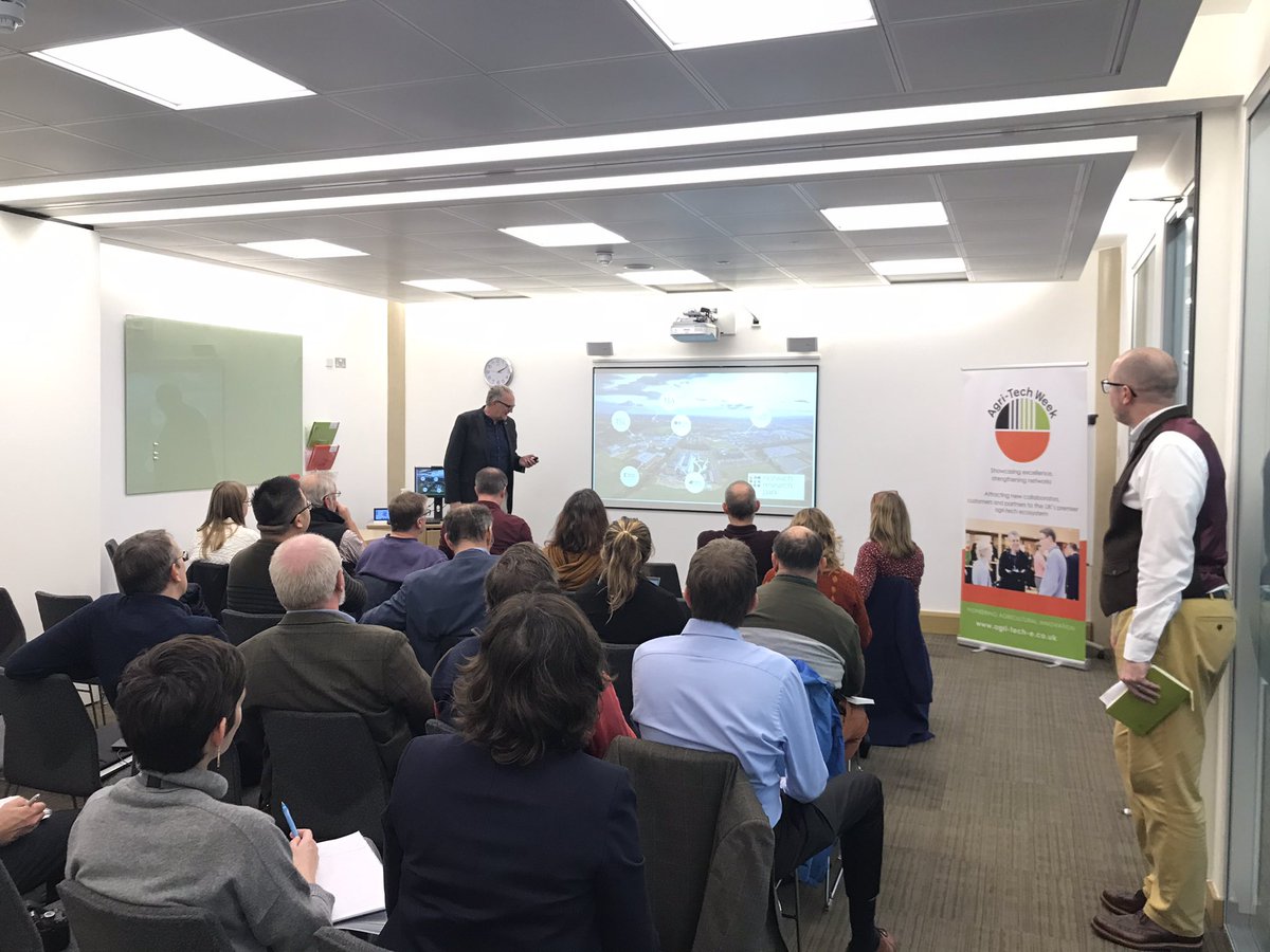 …and we have lift off! AgriTech Week 2022 has begun this afternoon with an event at the <a href="/NorwichResearch/">Norwich Research Park</a> Park on field application of genetic technologies. Thanks to the NRP for organising the very first <a href="/Agri_Tech_E/">Agri-TechE</a>  #AgriTechWeek2022 event!