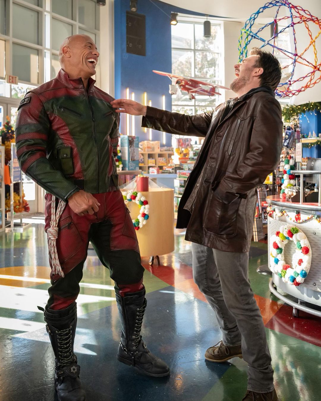 Fandom on Twitter: "Dwayne Johnson & @ChrisEvans looking jolly as they