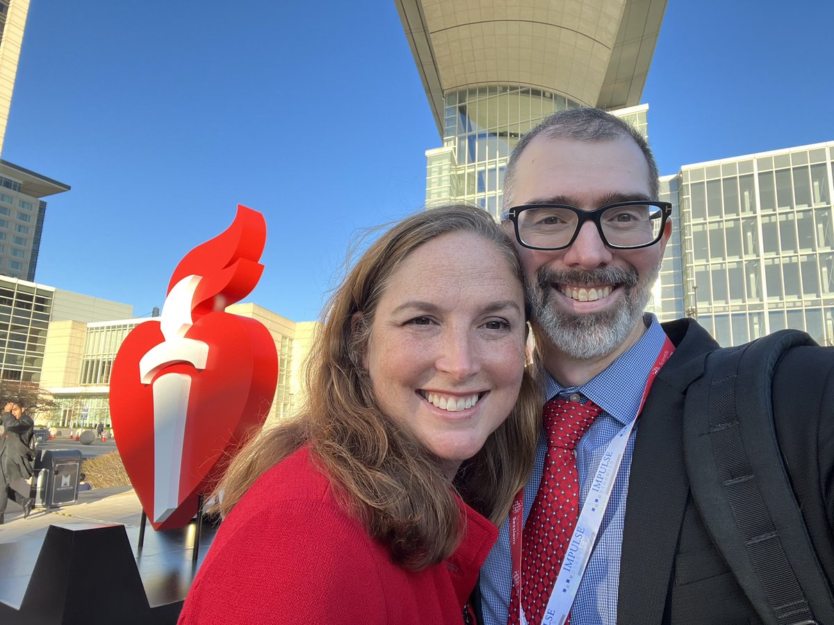Spending some quality time with my #1 ❤️@DrPeterPollak at @AHAMeetings #AHA22 yesterday. As a family we @GoRedForWomen 🫀@MayoClinicCV