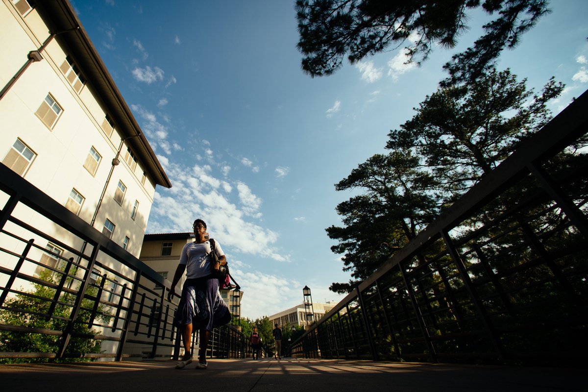 EmoryInnovation's tweet photo. Academic Innovation empowers the Emory community to explore new ideas, stretch beyond what they already know, and to embrace the power and potential of innovation and entrepreneurship. Explore ways we can support your big idea: https://t.co/i0jFfh0kfL https://t.co/eSKZJIoJJs