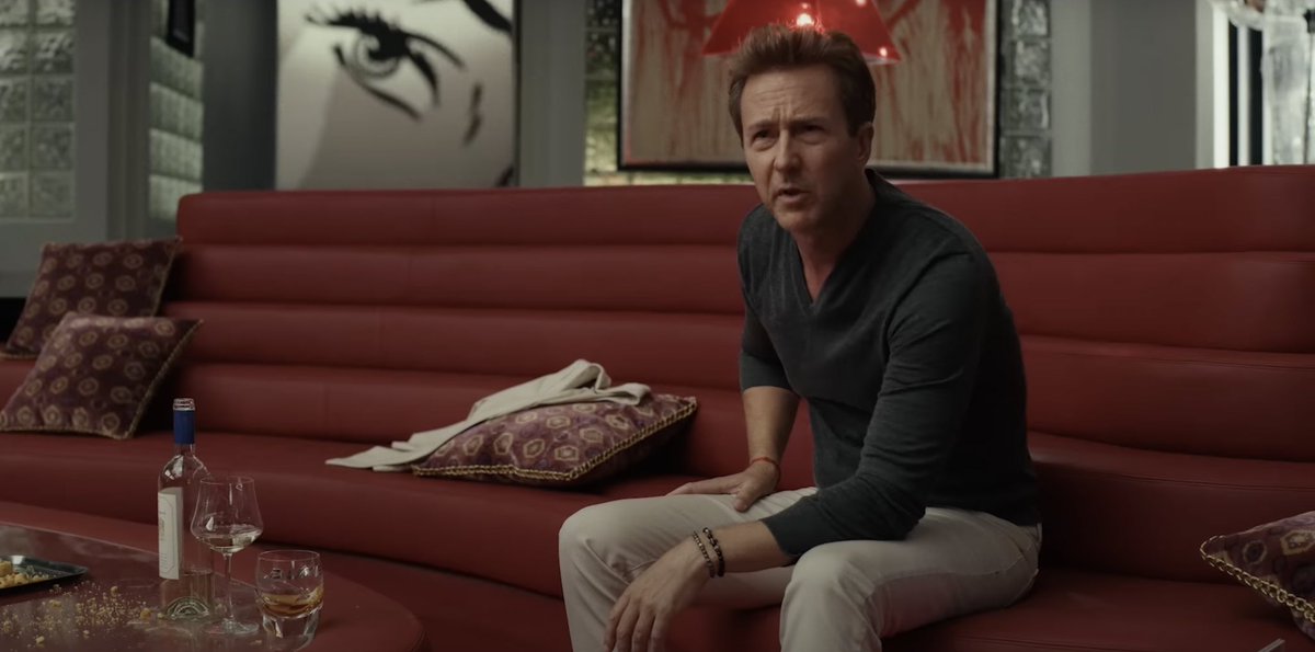 DiscussingFilm on Twitter "Edward Norton as Miles Bron in ‘GLASS ONION A KNIVES OUT MYSTERY’."