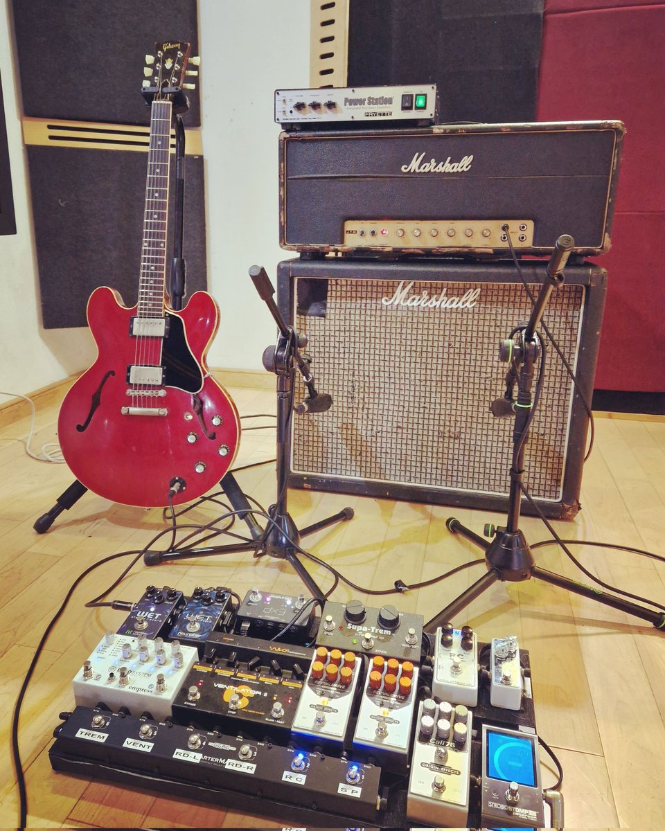 Alan Connor tweet media