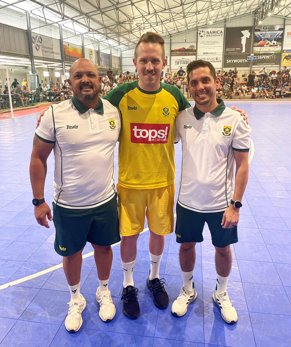 A Gryphon, a Knight and a Panther! 

<a href="/PSiHockey/">PSi Hockey</a> laying the foundation for indoor hockey in South Africa. 

⚔️ We are the KNIGHTS ⚔️ 

🔴⚫️⚪️

#TheKnights 
#TheRedArmy 
#ThePeoplesTeam 
#NorthernSuburbs 
#PSiHockey 
#WeLoveBoards