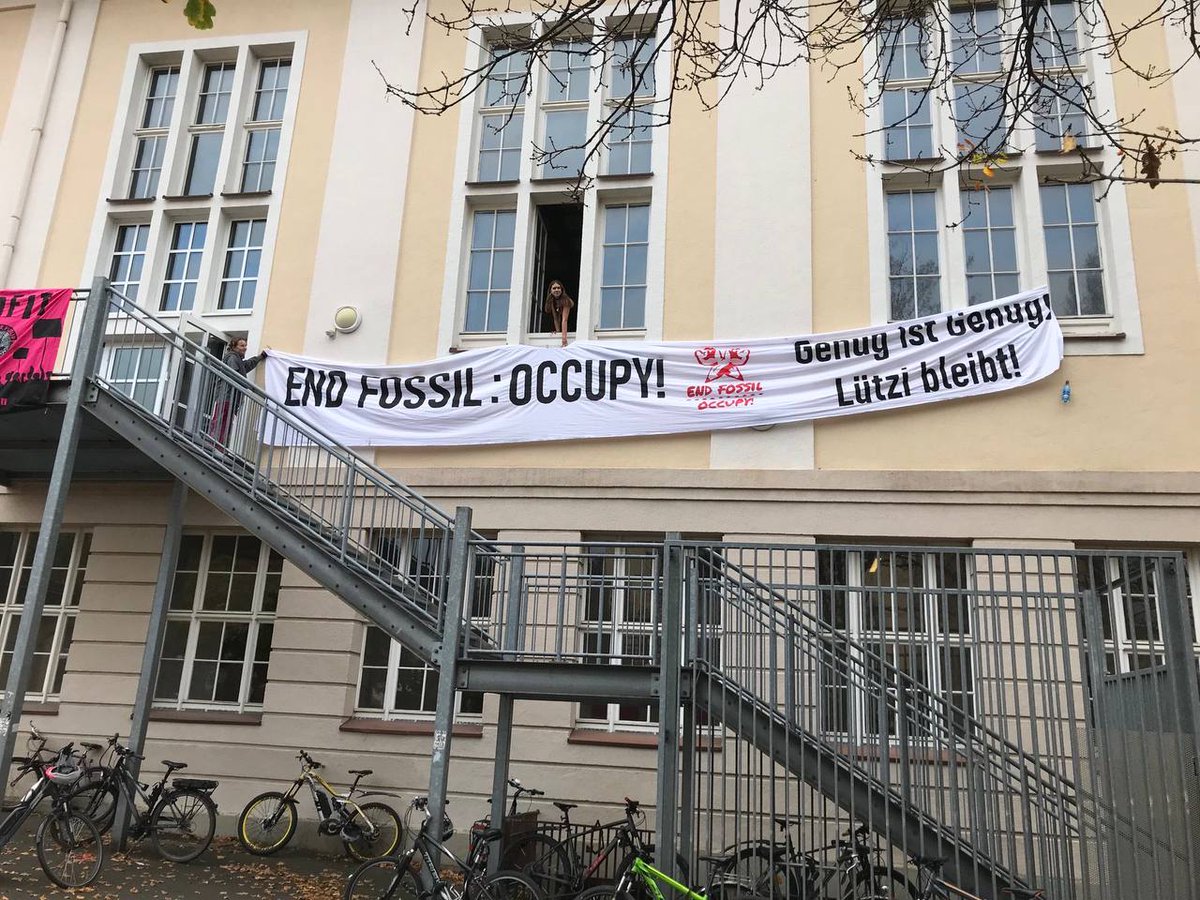 End Fossil International tweet media