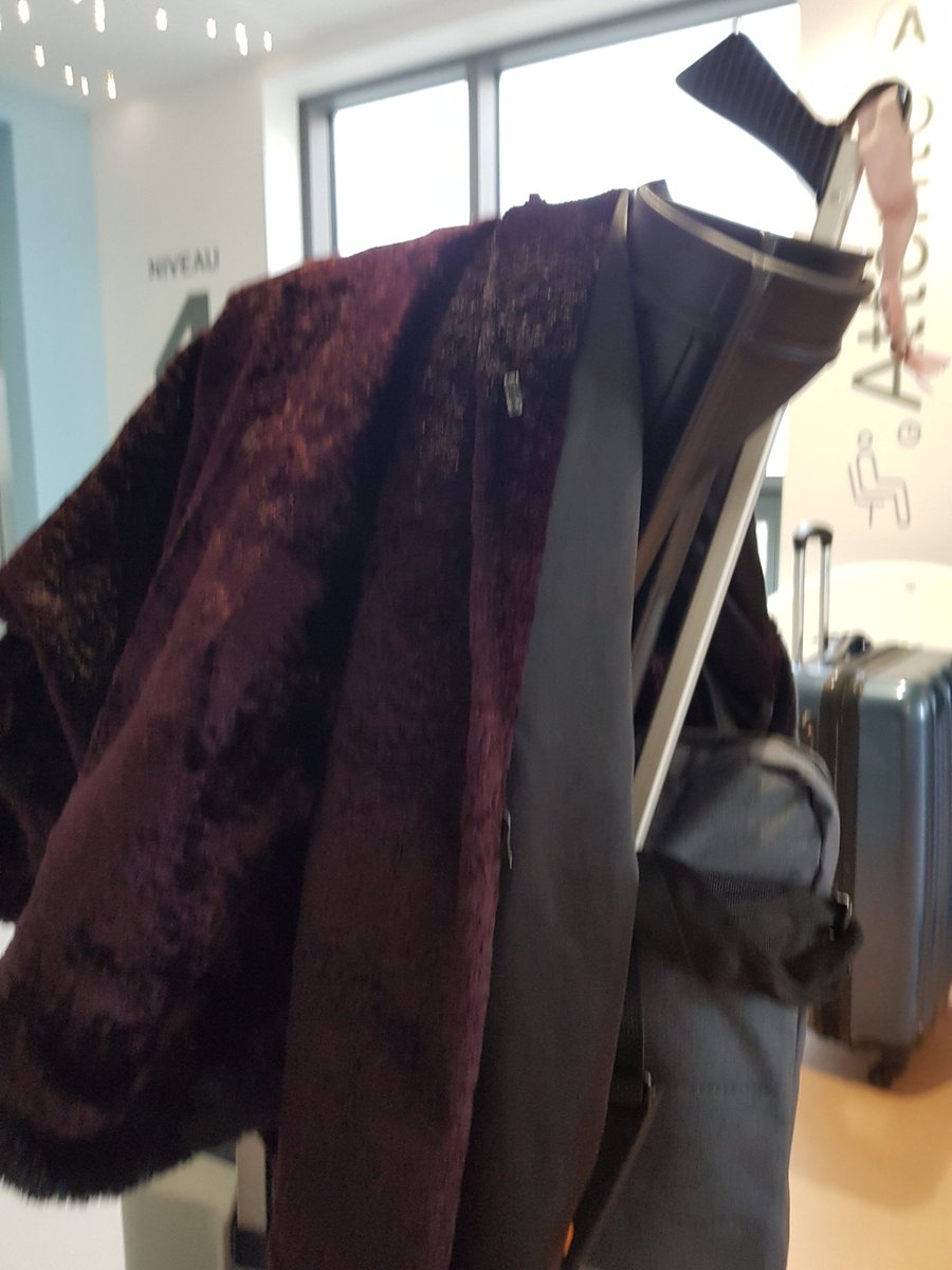 Paillette Claudie tweet media