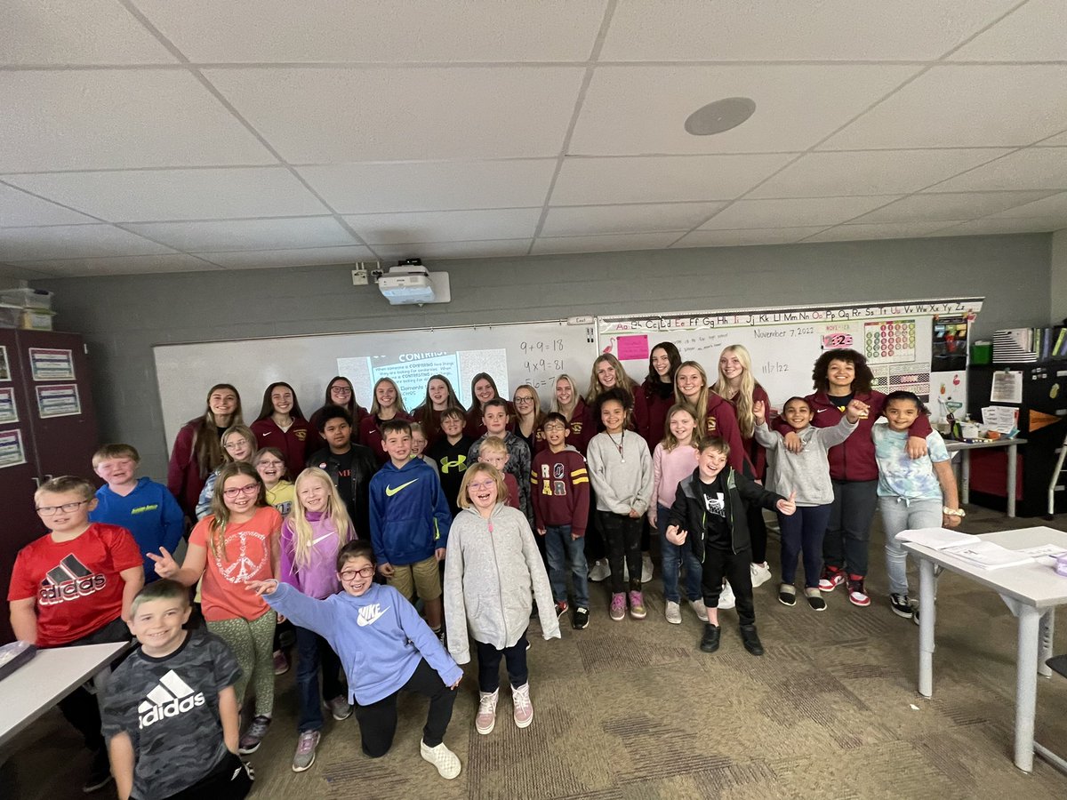 mrs_mcfall's tweet photo. Huge thanks to @AlexGBB for visiting our classroom and helping kick off our Tiger Reader program! We love our Lady Tigers!! #ReadOn📚🐅🏀 https://t.co/WGsll9Y9vV