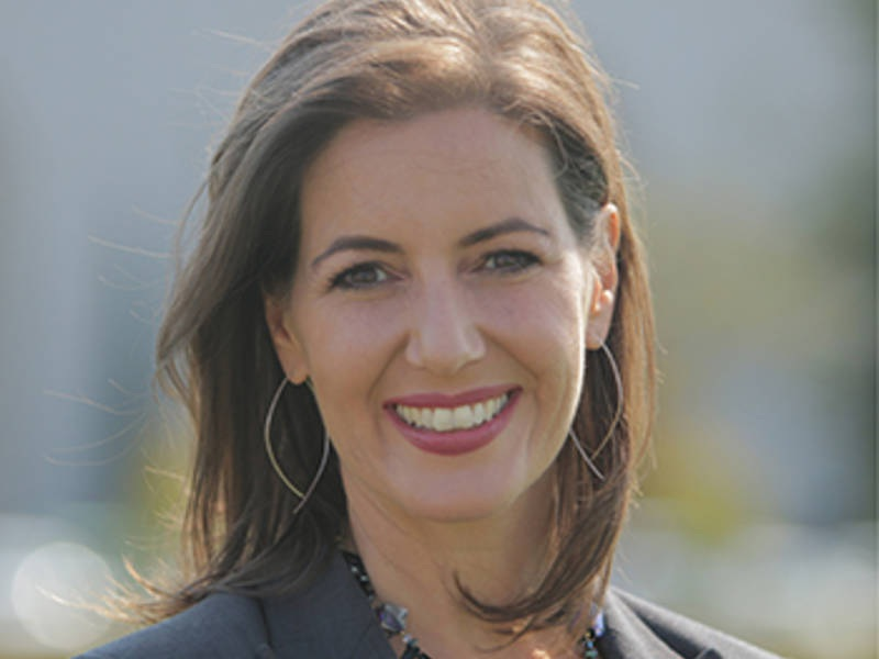 EconomyUrban's tweet photo. Mayor @LibbySchaaf "Proper regulations send a clear message to the private sector to invest in technologies and communities in need." 

#UEF4 #FourthUrbanEconomyForum https://t.co/G8UyXqc95f