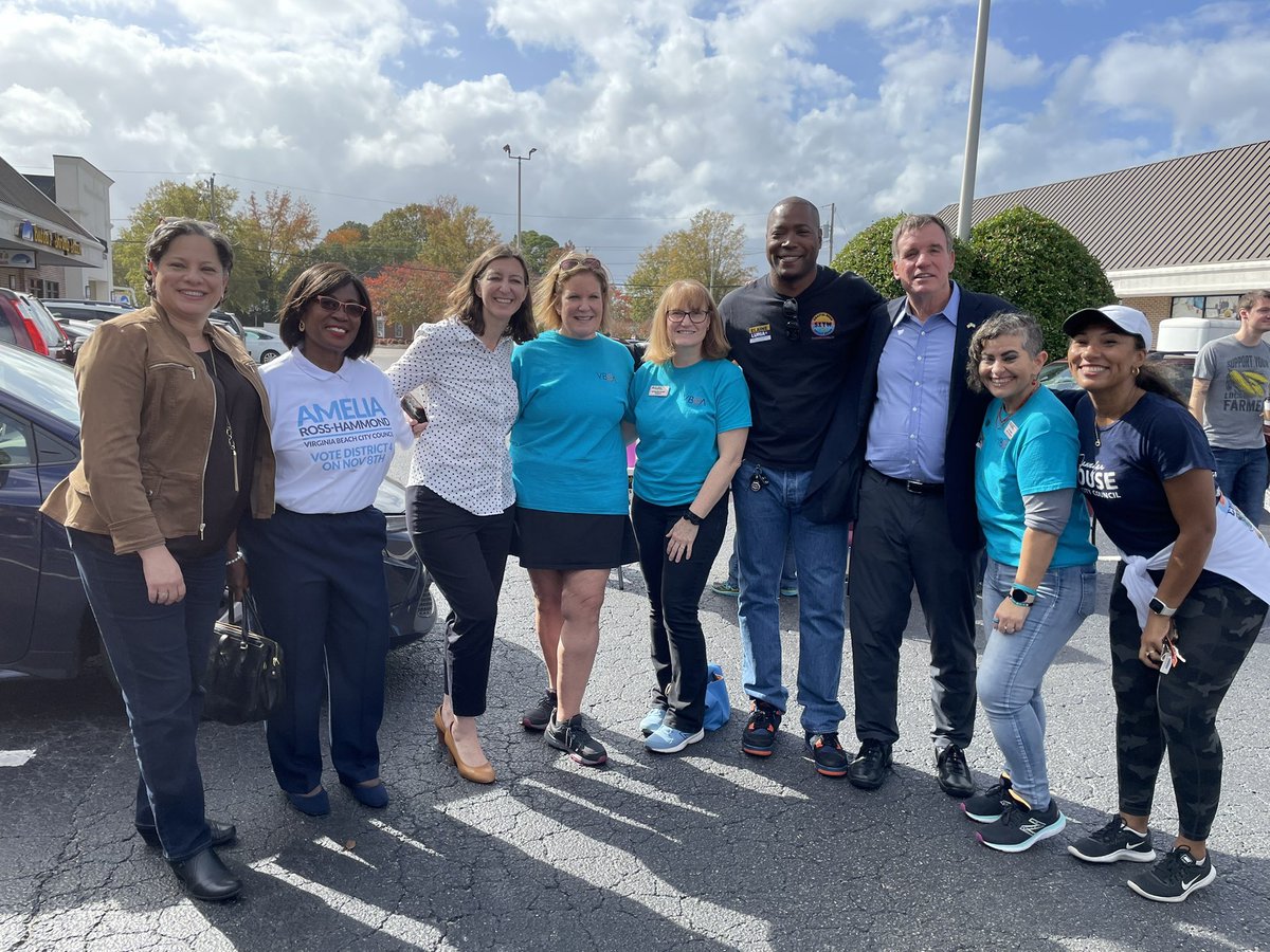 Coming off a great GOTV weekend in Hampton Roads with @ElaineLuriaVA, @JennMcClellanVA, @ClintonHD76, @HelmerVA & @DPVAChair. We’re getting out the vote in Virginia Beach, Suffolk, and Chesapeake. Let’s finish strong.