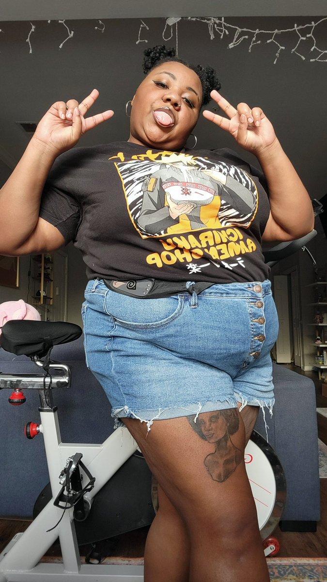 _jcsugar's tweet photo. Fun fact: I'm actually very fat and VERY HOT https://t.co/zt1EJ8oAkz