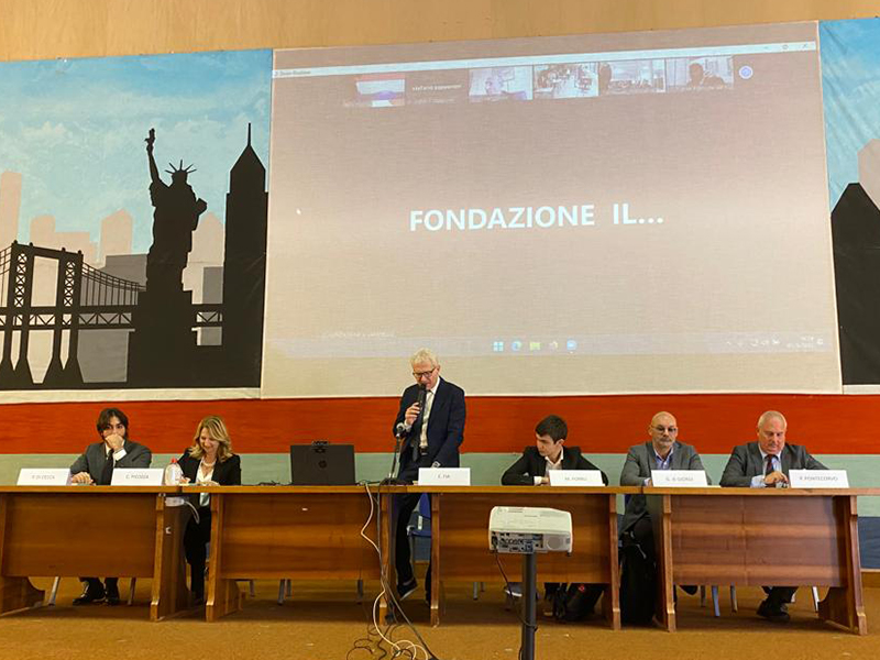 Tappa a #Latina per la presentazione agli #studenti del nuovo bando #CampielloGiovani 2023: prende il via la #SettimanadellaCulturadImpresa nel #Lazio

Comunicato Stampa
➡️ bit.ly/3NLWIhj

#7novembre #Unindustria 
#Imprese #Cultura #Scuola