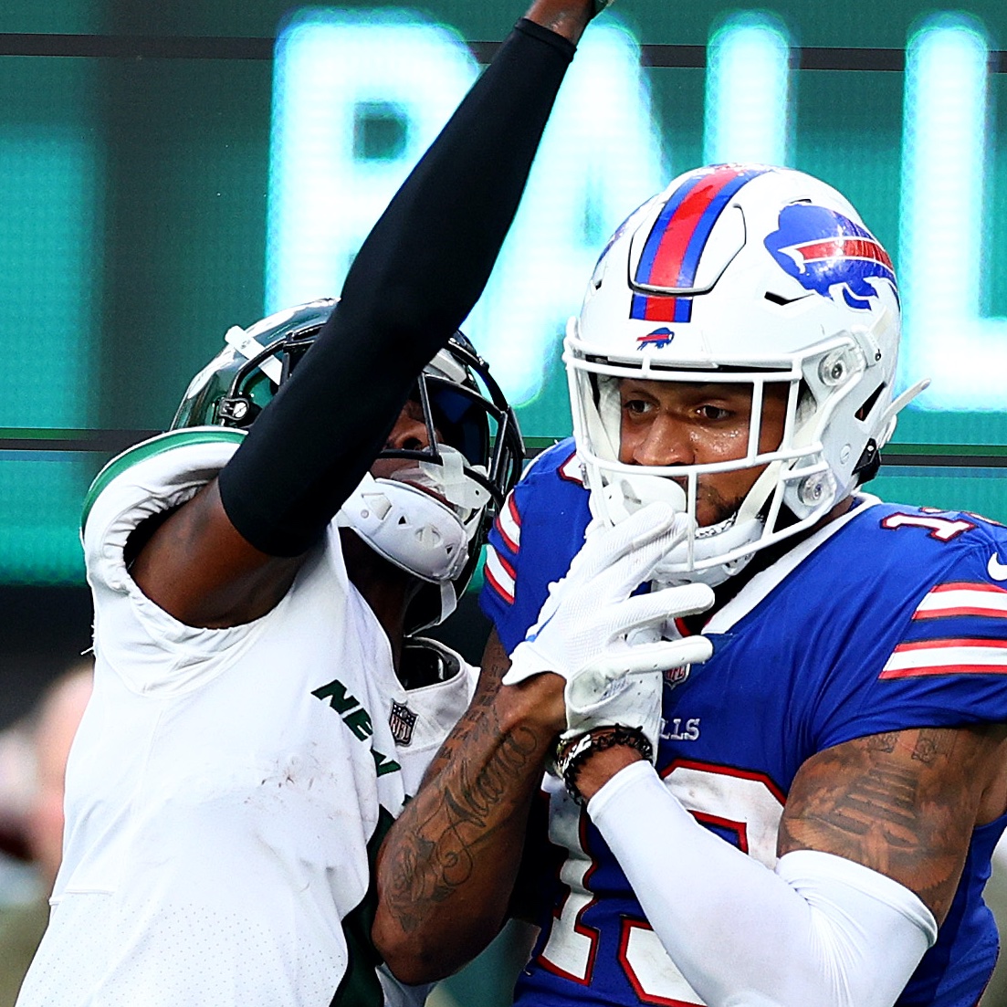 NFLonCBS's tweet image. the exact moment when the game is on the line and you get lost in the sauce